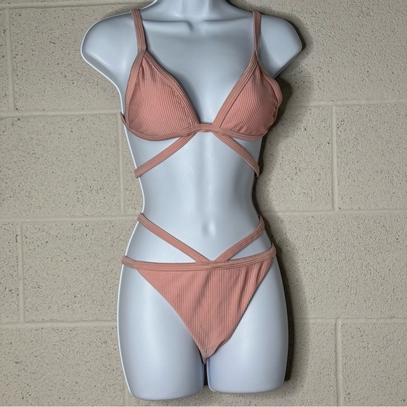 Strappy Pink Bikini Set from LA Hearts Women’s Size M ribbed bikini - Picture 1 of 6